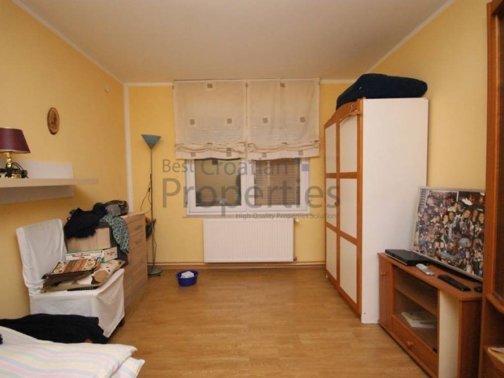 Obiteljska kuća, Prodaja, Zagreb, Sesvete