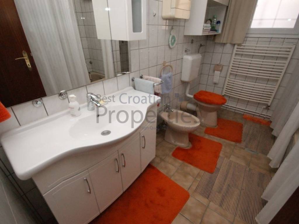 Obiteljska kuća, Prodaja, Zagreb, Sesvete