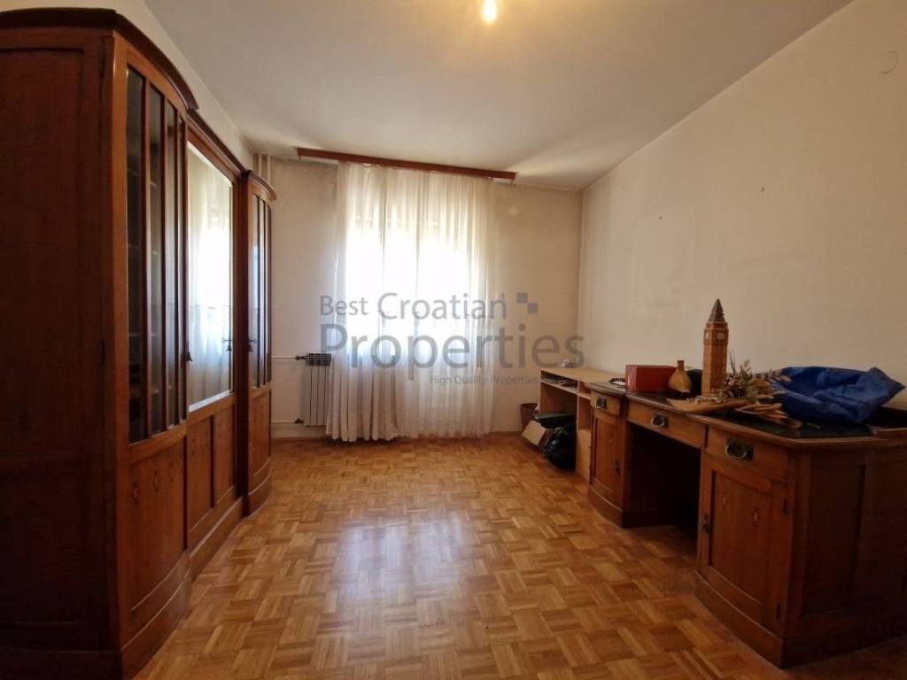 Dvojna kuća, Prodaja, Zagreb, Maksimir