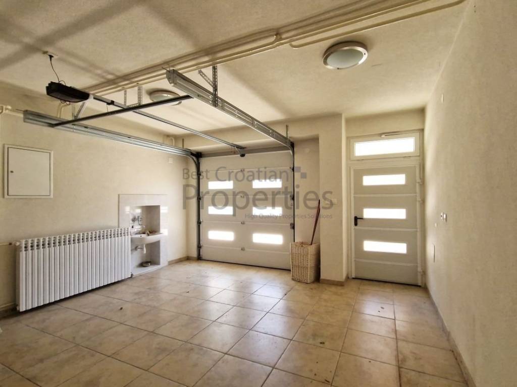 Dvojna kuća, Prodaja, Zagreb, Maksimir