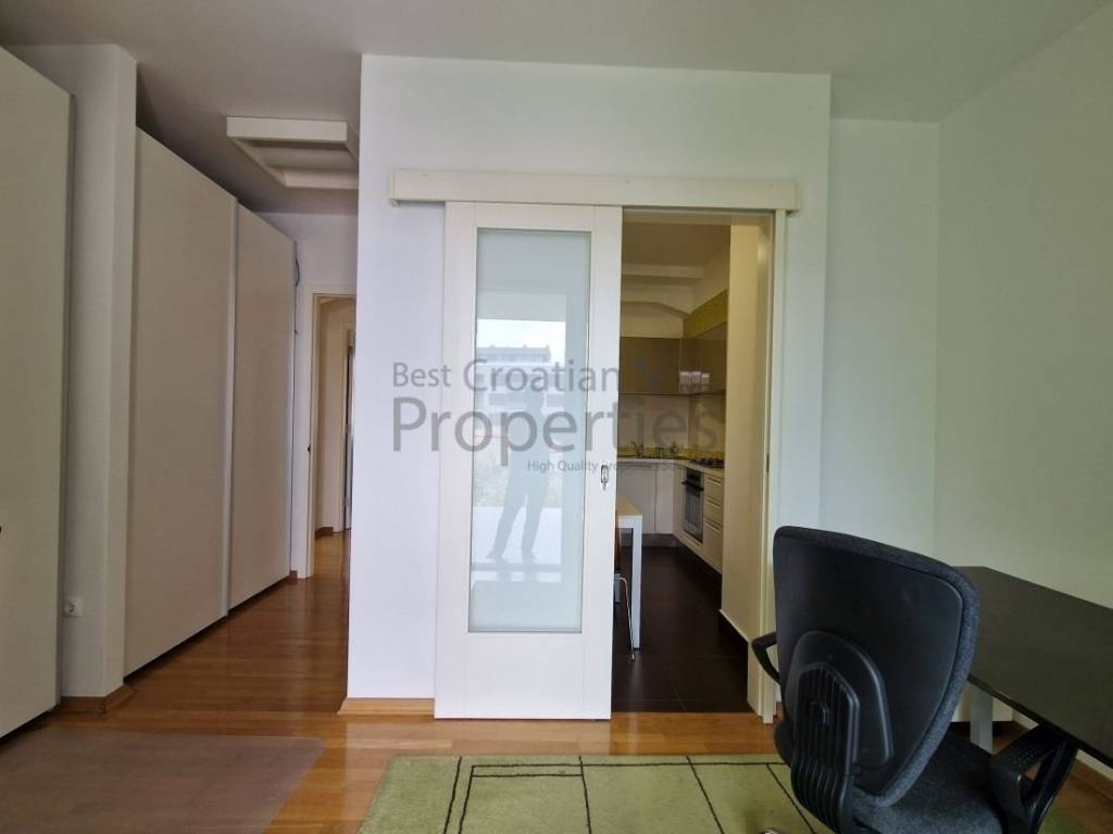 Ured, Najam, Zagreb, Gornji Grad - Medveščak