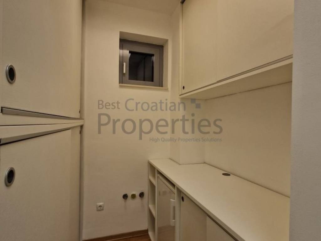 Ured, Najam, Zagreb, Gornji Grad - Medveščak