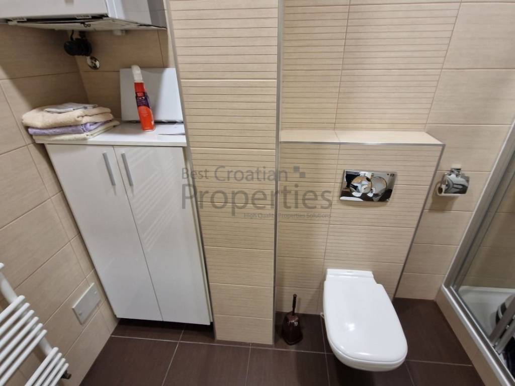 Ured, Najam, Zagreb, Gornji Grad - Medveščak