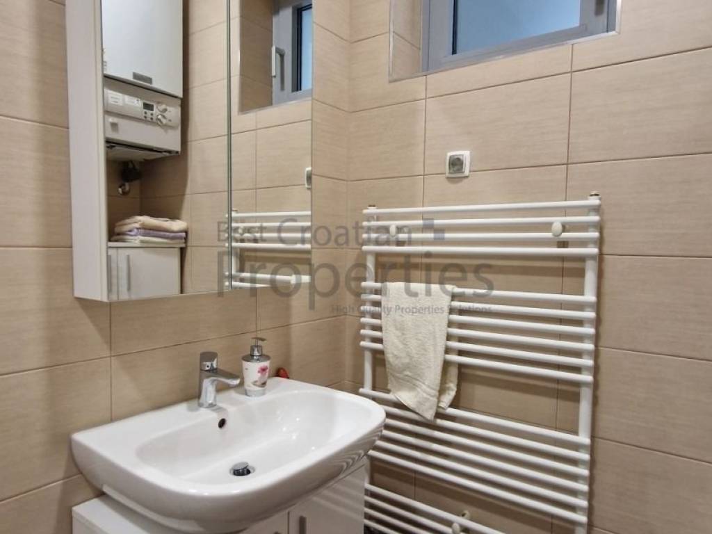 Ured, Najam, Zagreb, Gornji Grad - Medveščak