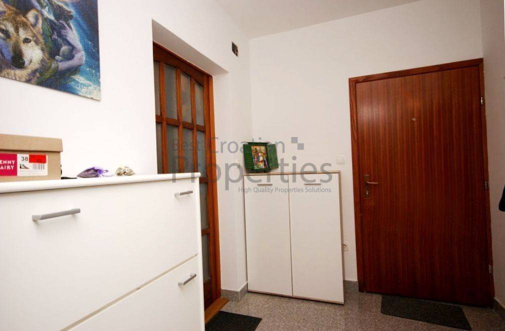 Stan u zgradi, Prodaja, Zagreb, Stenjevec