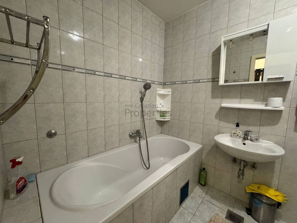 Stan u zgradi, Najam, Zagreb, Trešnjevka - jug