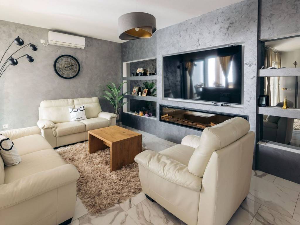 Stan u zgradi, Prodaja, Sveti Filip i Jakov, Turanj