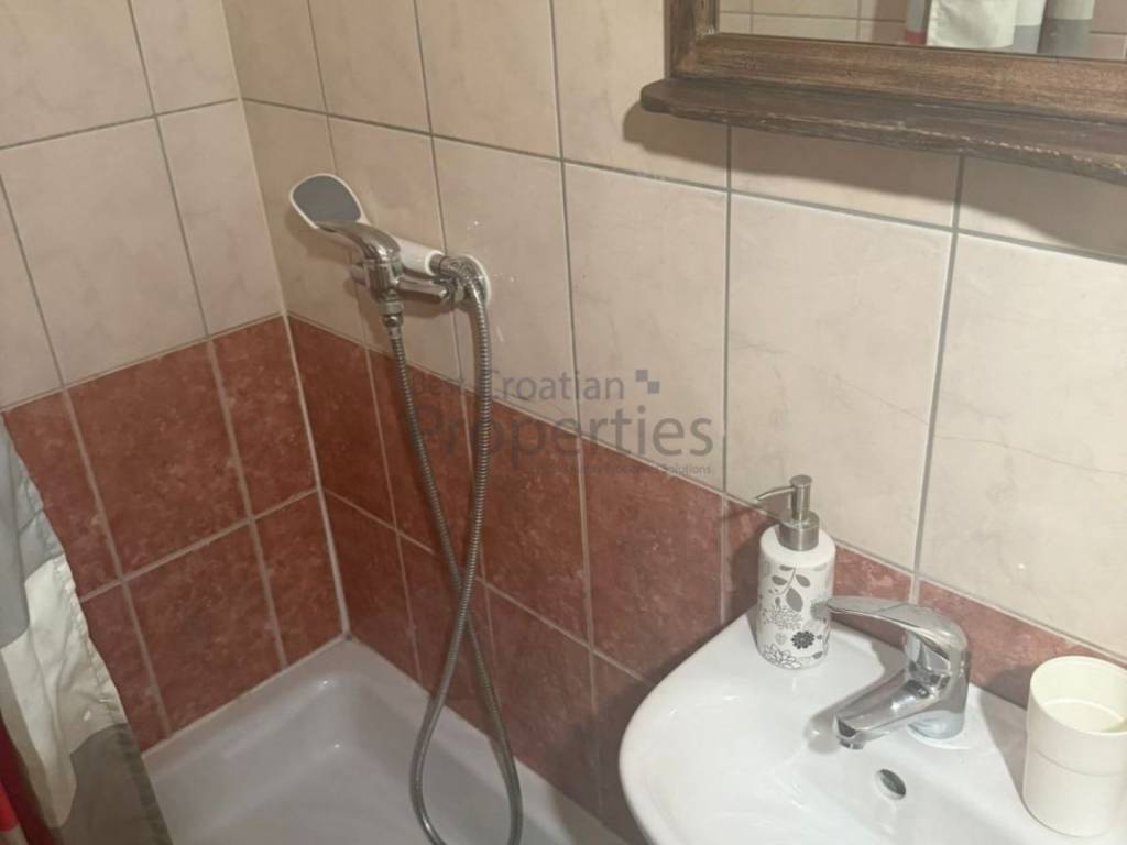 Stan u zgradi, Najam, Zagreb, Gornji Grad - Medveščak