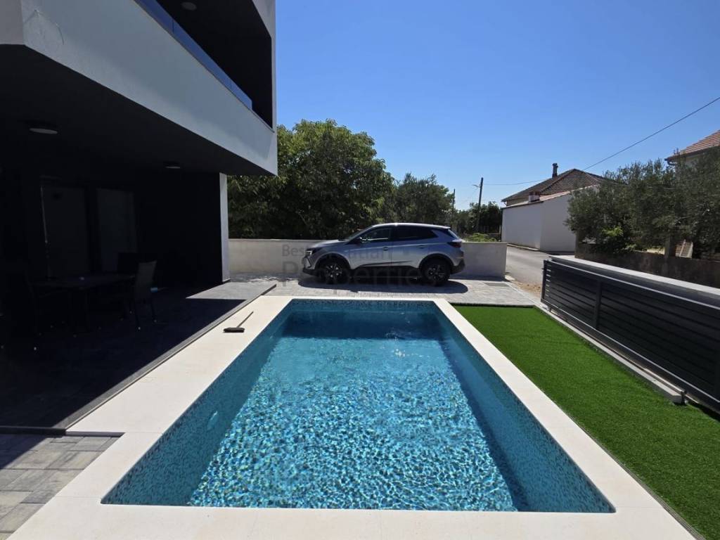 Samostojeća kuća, Prodaja, Privlaka, Privlaka