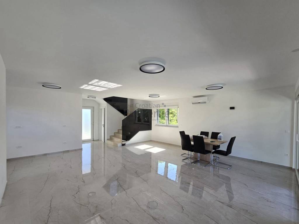 Samostojeća kuća, Prodaja, Privlaka, Privlaka