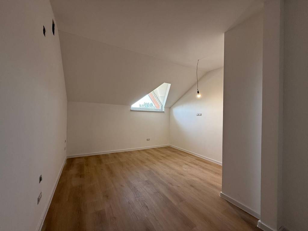 Dvojna kuća, Prodaja, Velika Gorica - Okolica, Mraclin