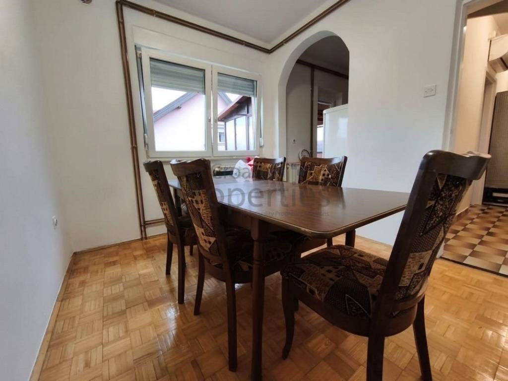 Samostojeća kuća, Najam, Zagreb, Donja Dubrava