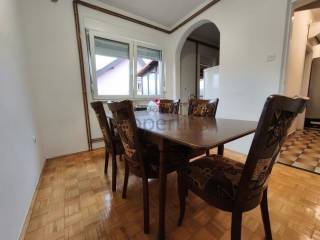 Samostojeća kuća, Najam, Zagreb, Donja Dubrava