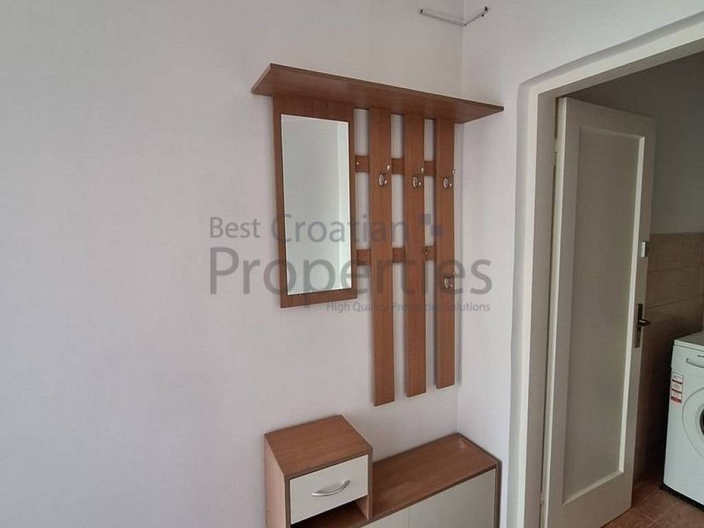 Samostojeća kuća, Najam, Zagreb, Donja Dubrava