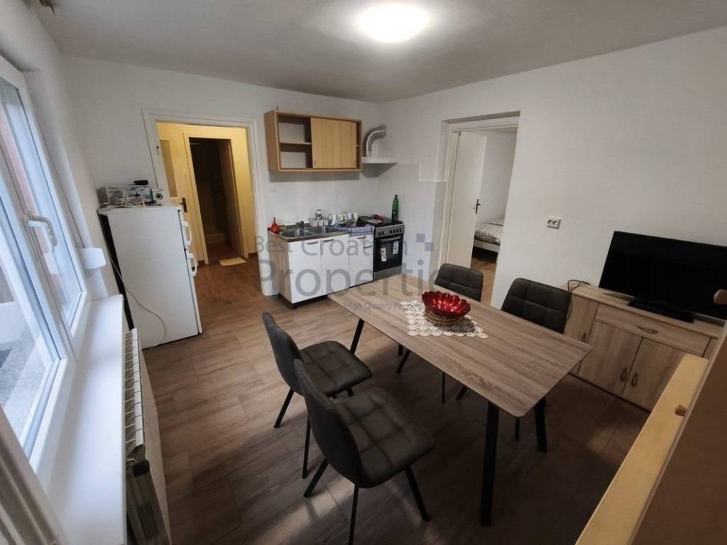 Samostojeća kuća, Najam, Zagreb, Donja Dubrava