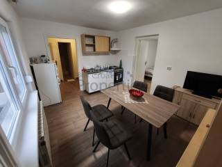 Samostojeća kuća, Najam, Zagreb, Donja Dubrava