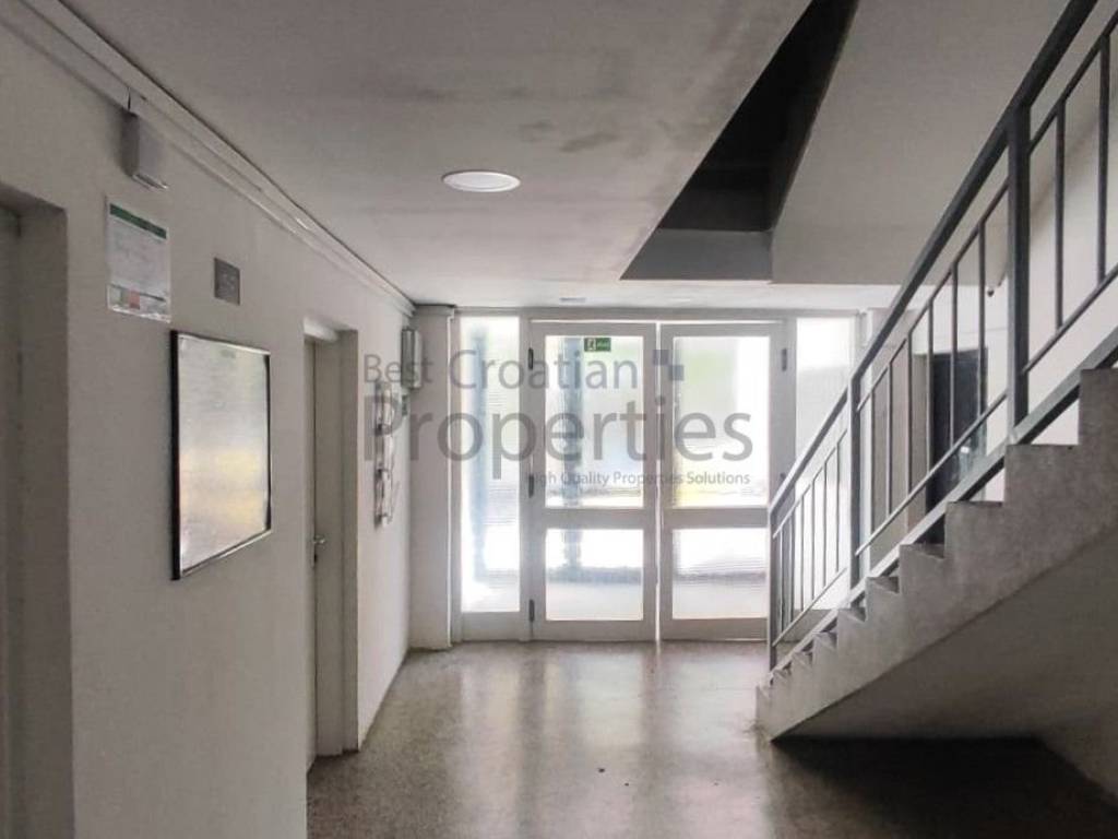 Stan u zgradi, Prodaja, Zagreb, Novi Zagreb - istok