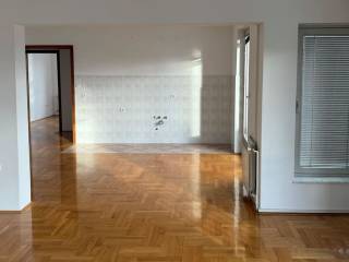 Poslovna zgrada, Najam, Zagreb, Stenjevec