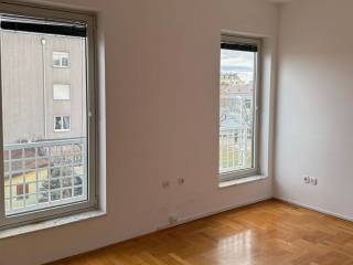 Poslovna zgrada, Najam, Zagreb, Stenjevec