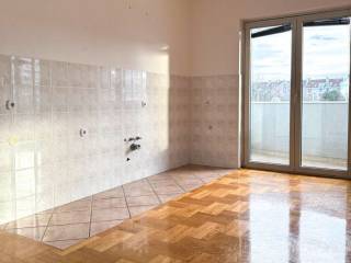 Poslovna zgrada, Najam, Zagreb, Stenjevec