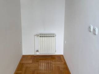 Poslovna zgrada, Najam, Zagreb, Stenjevec