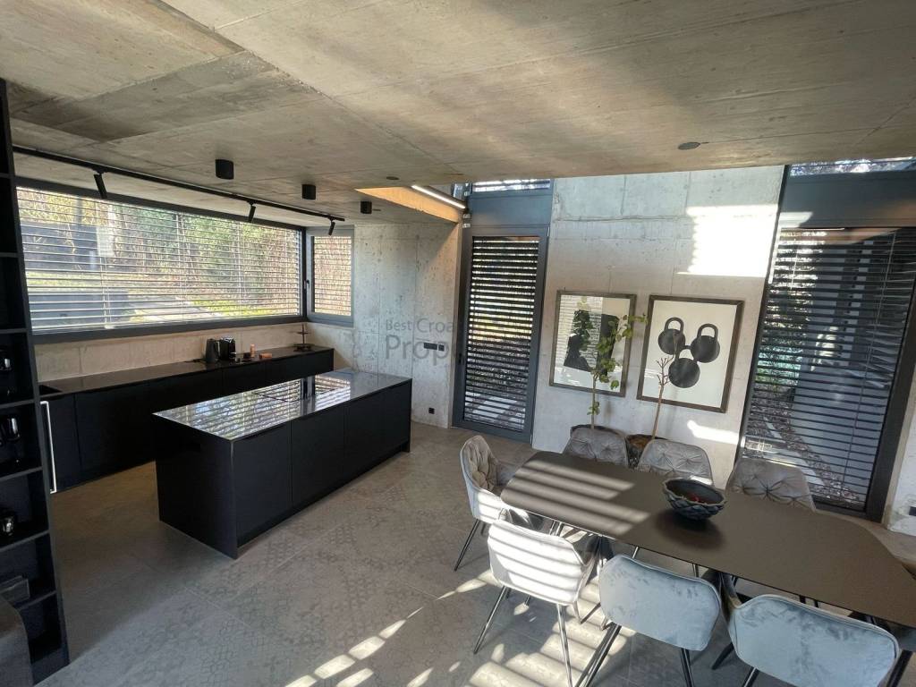 Luksuzna kuća, Prodaja, Zagreb - Okolica, Starjak