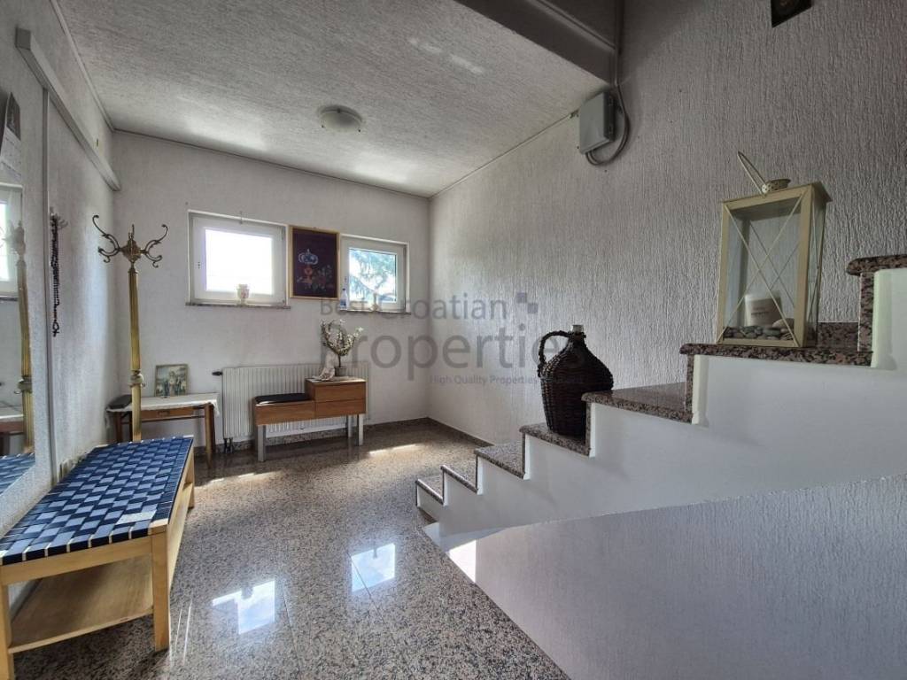 Stan u zgradi, Prodaja, Sveta Nedelja, Novaki