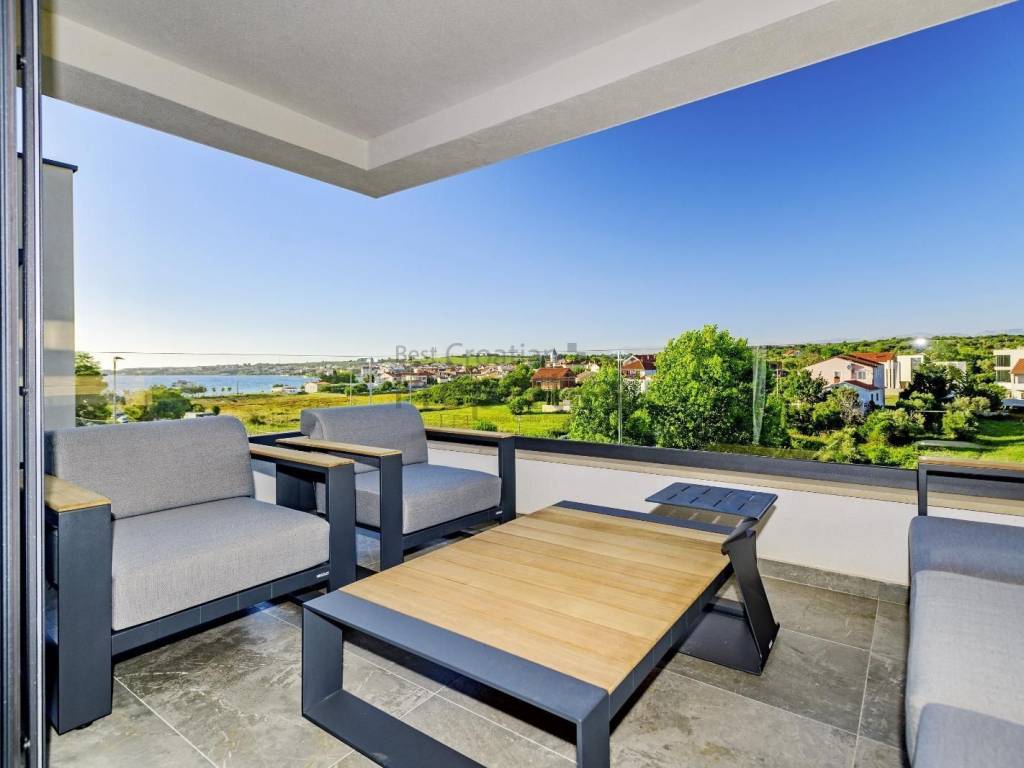 Stan u vili, Prodaja, Zadar - Okolica, Petrčane