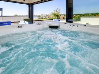 Stan u vili, Prodaja, Zadar - Okolica, Petrčane