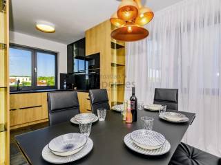 Stan u vili, Prodaja, Zadar - Okolica, Petrčane