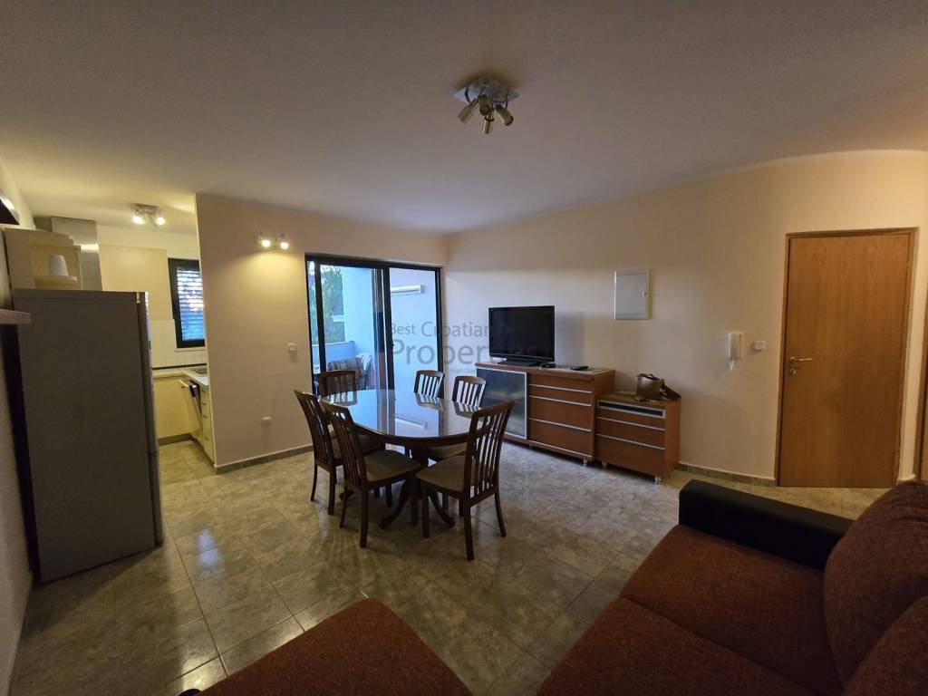 Stan u zgradi, Prodaja, Nin, Zaton