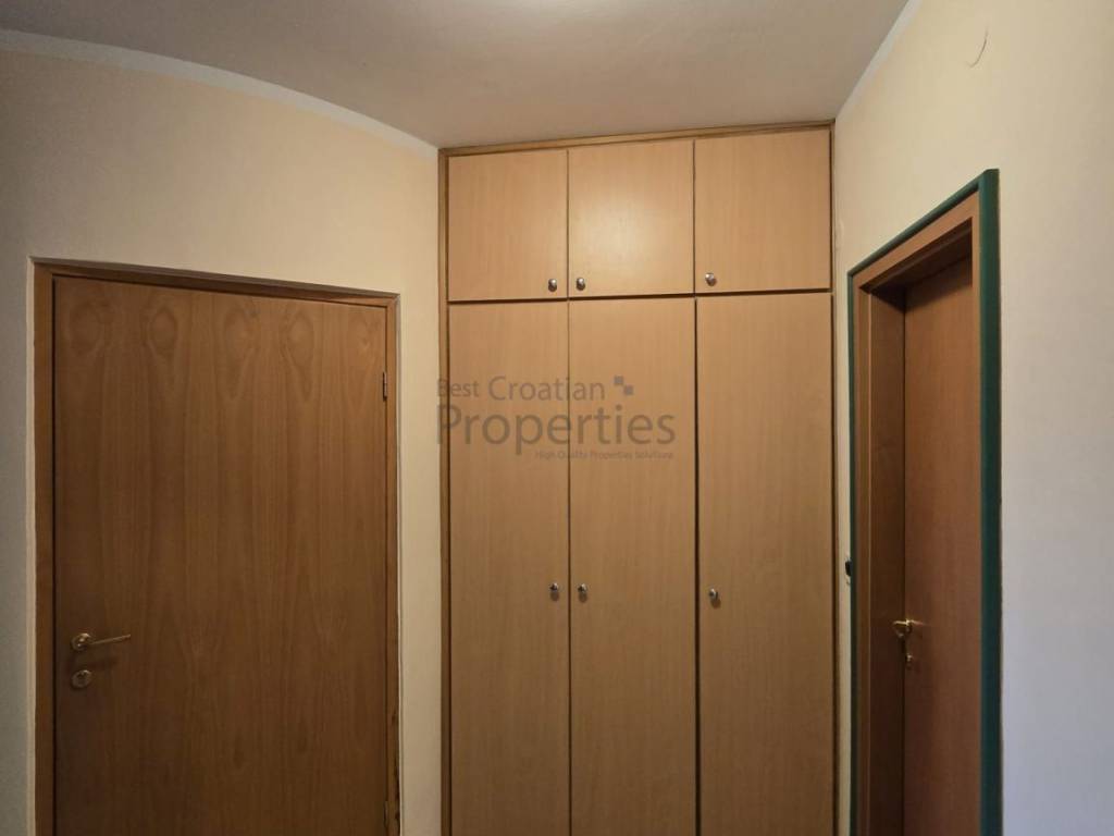 Stan u zgradi, Prodaja, Nin, Zaton