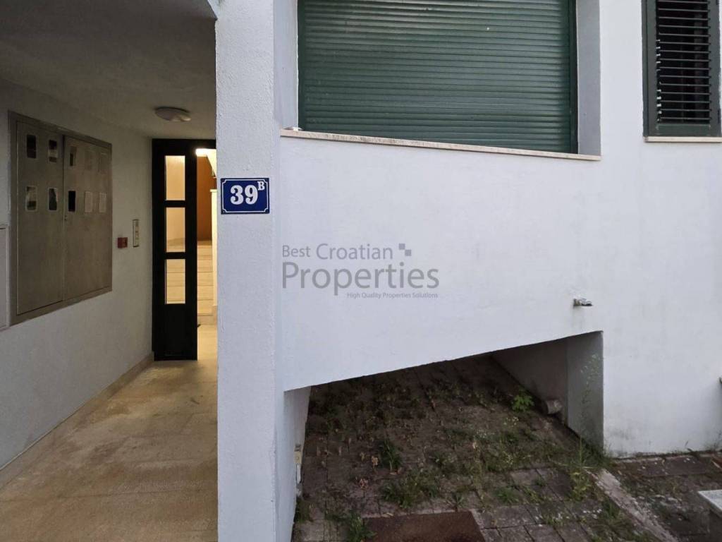 Stan u zgradi, Prodaja, Nin, Zaton