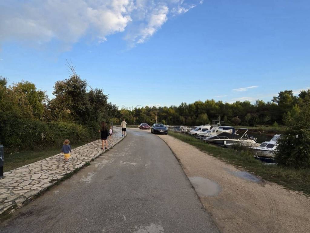 Stan u zgradi, Prodaja, Nin, Zaton