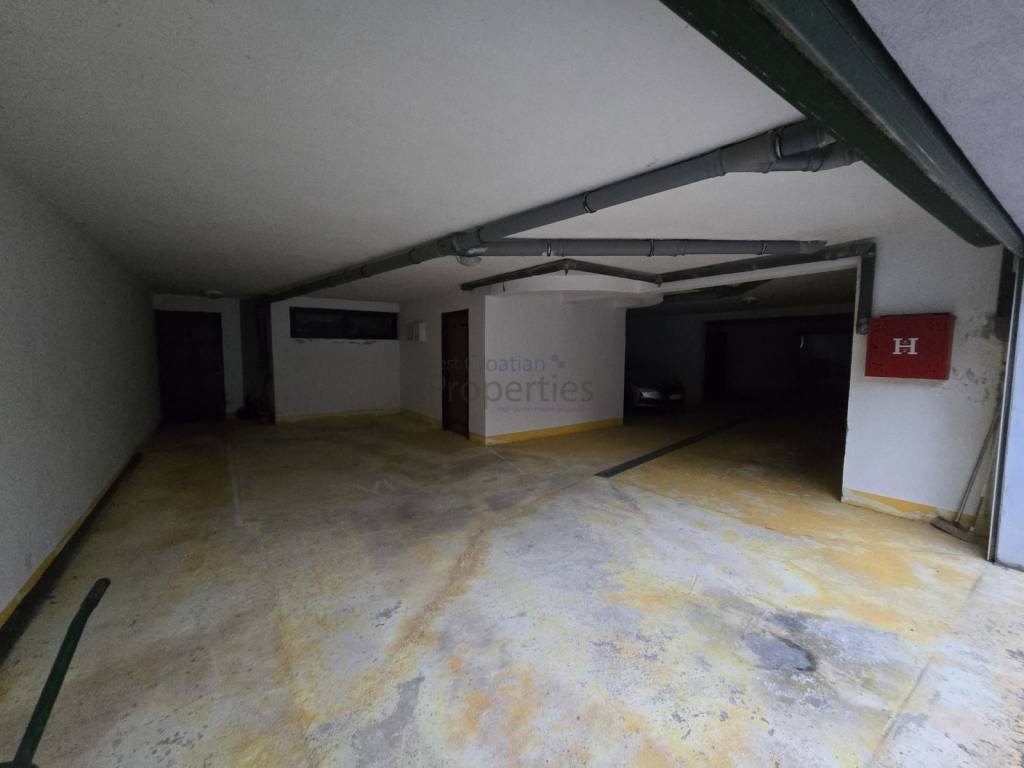 Stan u zgradi, Prodaja, Nin, Zaton