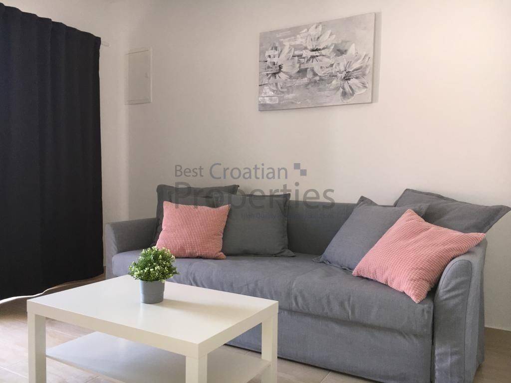 Stan u zgradi, Prodaja, Sveti Filip i Jakov, Sveti Filip i Jakov