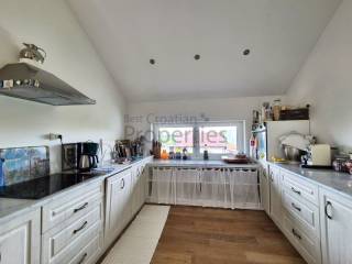 Stan u zgradi, Prodaja, Sveta Nedelja, Novaki