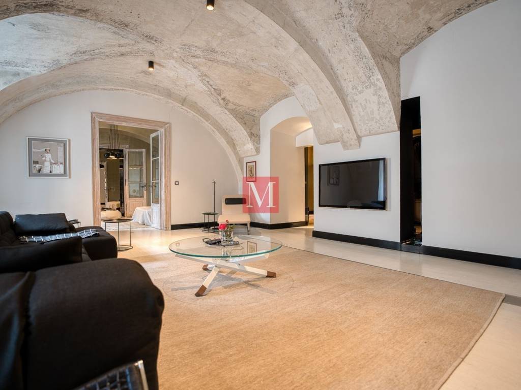 Stan u zgradi, Najam, Zagreb, Gornji Grad - Medveščak