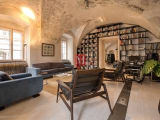 Stan u zgradi, Najam, Zagreb, Gornji Grad - Medveščak