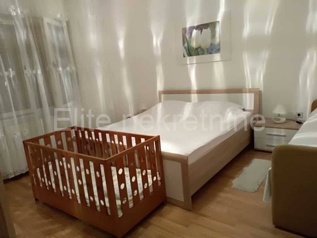 Stan u kući , Najam, Rijeka, Sjever