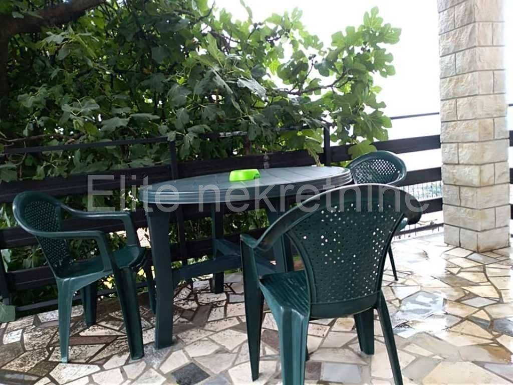 Stan u kući , Najam, Rijeka, Sjever