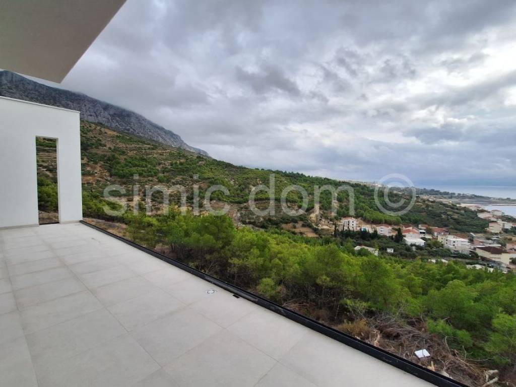 Vila, Prodaja, Dugi rat, Dugi Rat