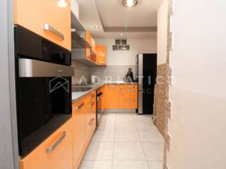 Stan u starijoj zgradi, Prodaja, Rovinj, Rovinj