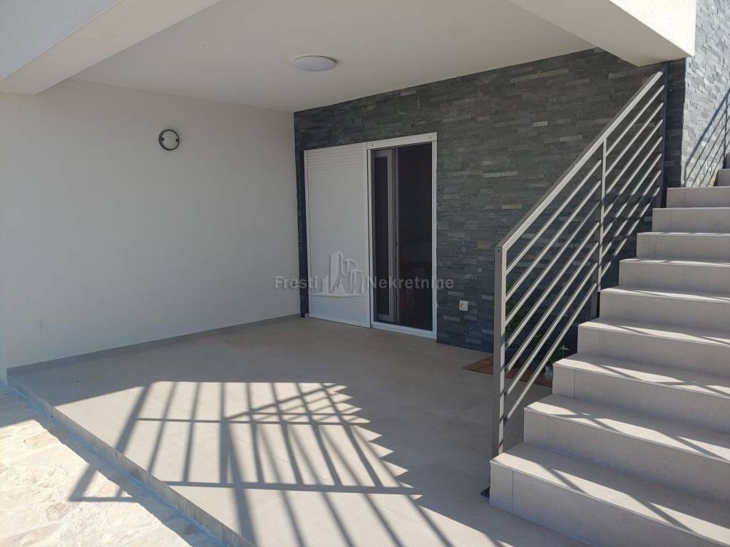 Apartmanska kuća, Prodaja, Ražanac, Ražanac