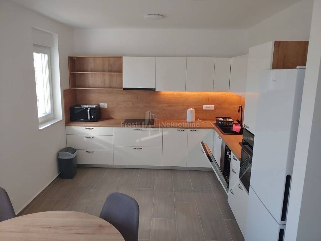 Apartmanska kuća, Prodaja, Ražanac, Ražanac