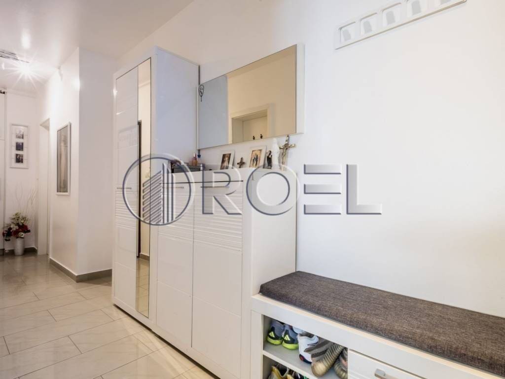 Stan u zgradi, Prodaja, Zagreb, Sesvete