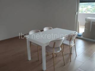 Stan u novogradnji, Najam, Sinj, Sinj