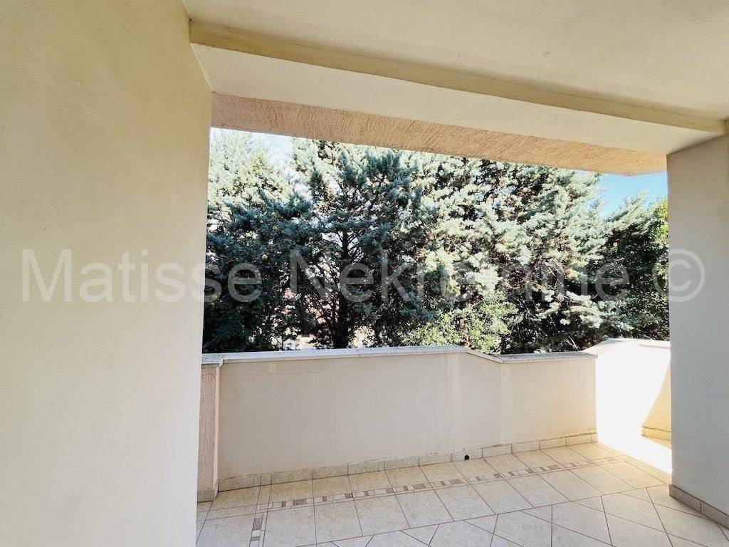 Stan u zgradi, Prodaja, Ližnjan, Ližnjan