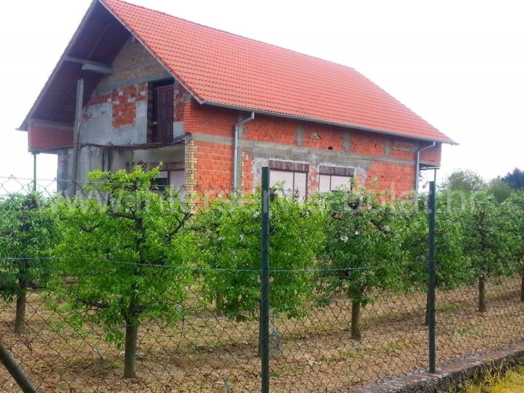 Samostojeća kuća, Prodaja, Vukovar, Vučedol