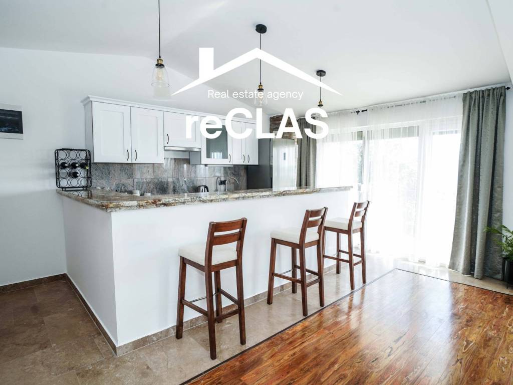 Kastela, Kastel Luksic